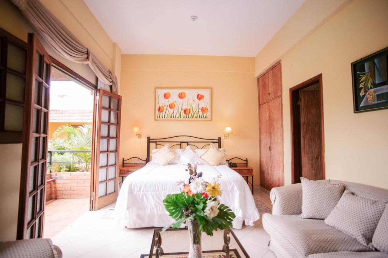 Hotel Santo Domingo Asuncion Luaran gambar